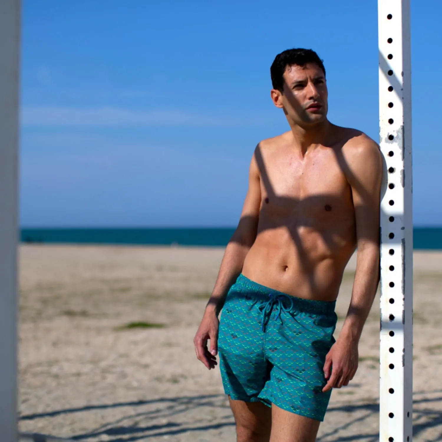 ARENA Men's Icons Solid Beach Short Boxers Swimming Bermuda with Mesh Inner Brief, Side Pockets, Pool Beach Vacation Swimsuit