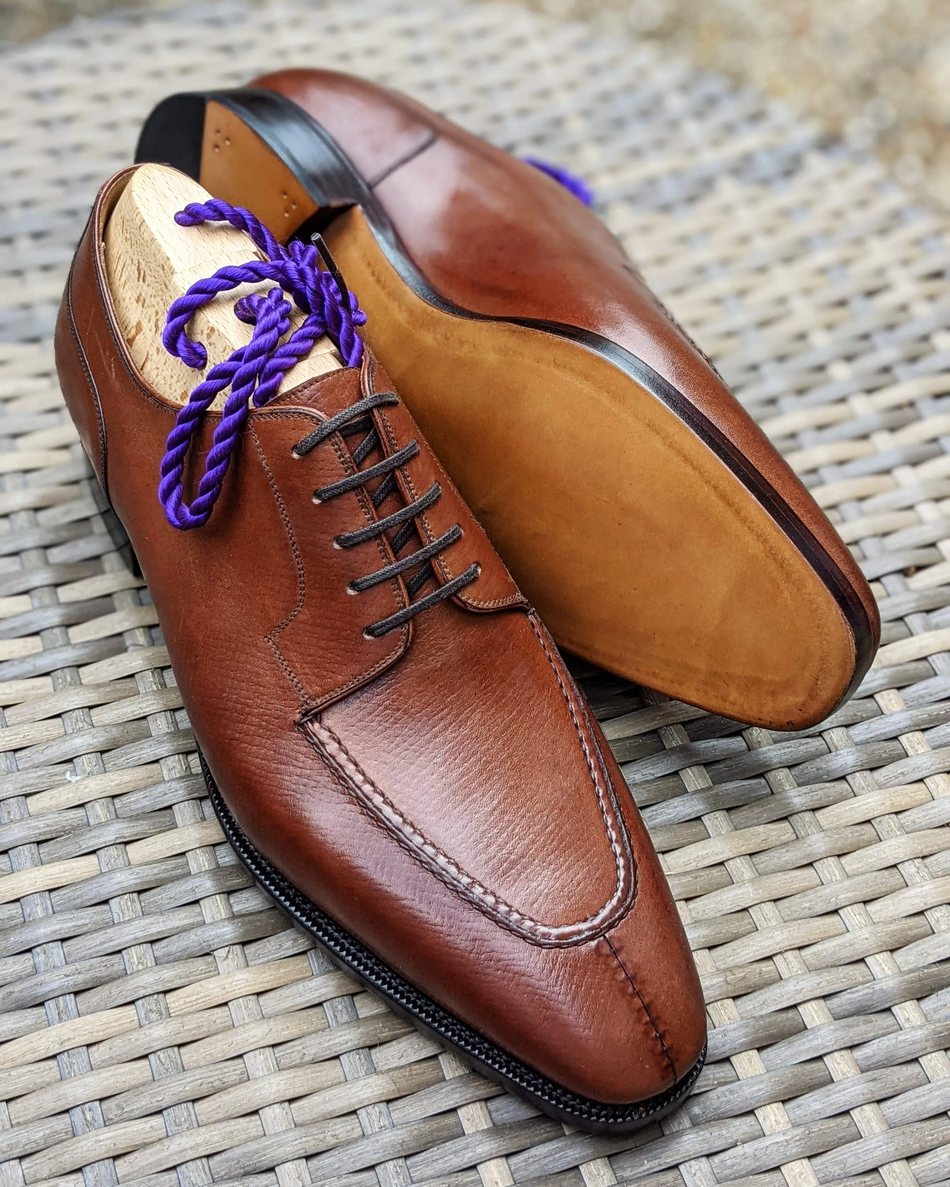 Ascot Kaan - Cognac Hatch Grain