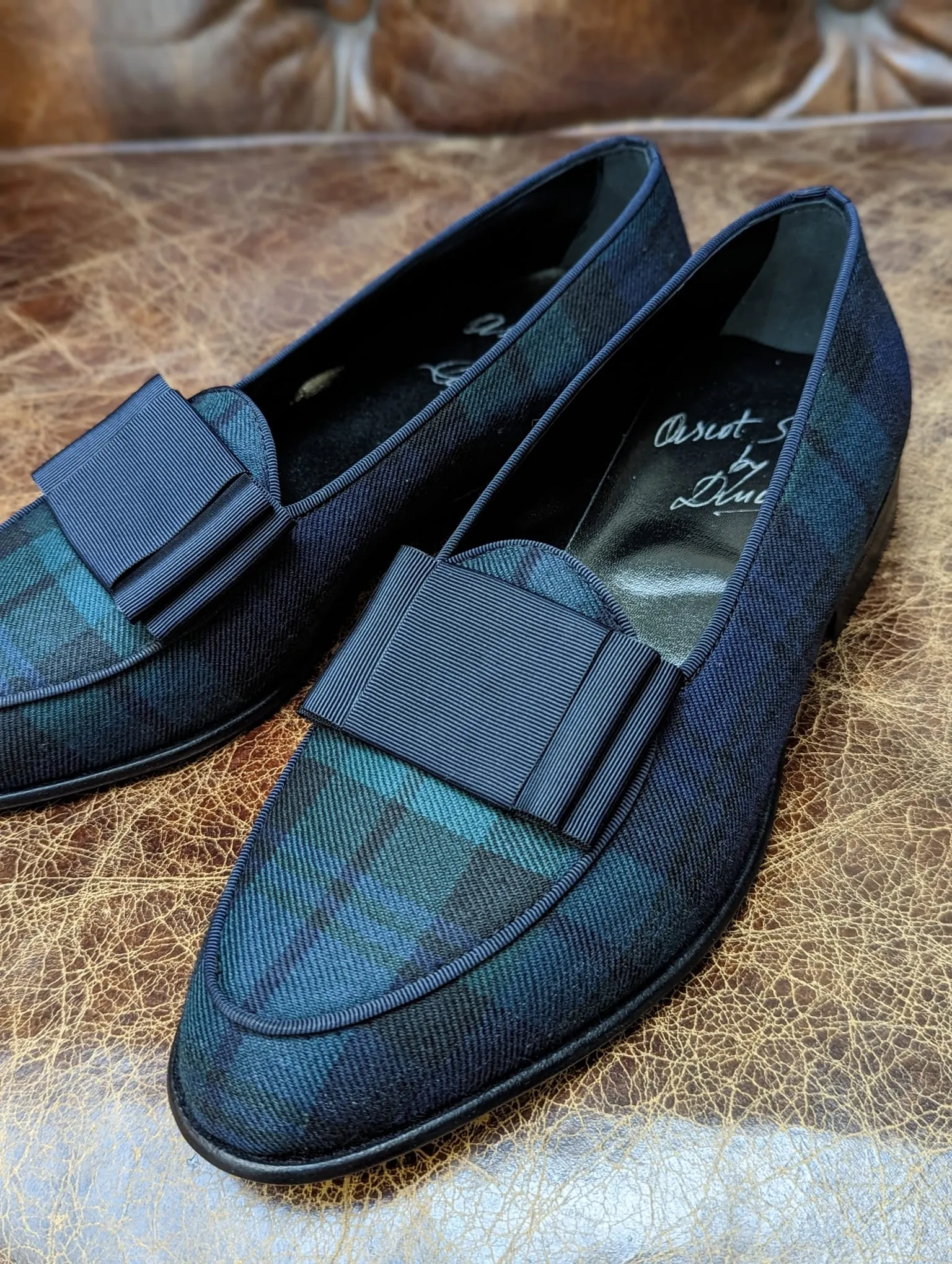Ascot Pavia - Black Watch Tartan