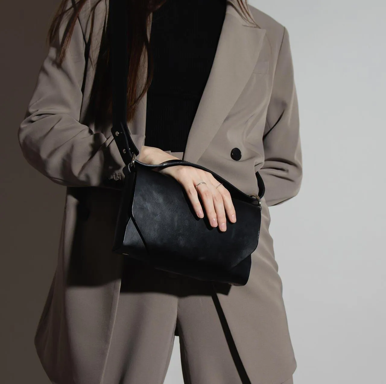 Capital of Goods Fanny Bag/Shoulder Bag - Black