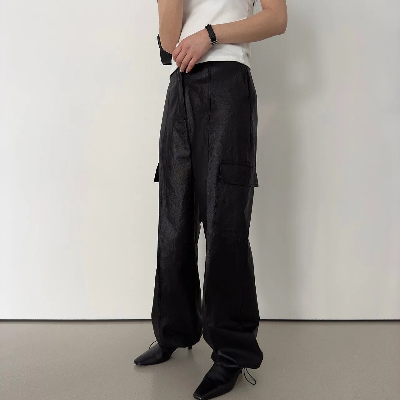 Detailed Cargo Pants