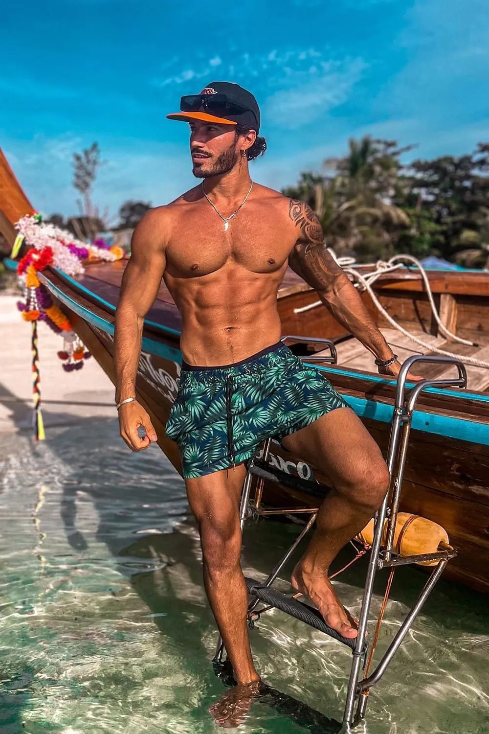 GINGTTO Men's Beach Shorts Bathing Suits with Mesh Lining
