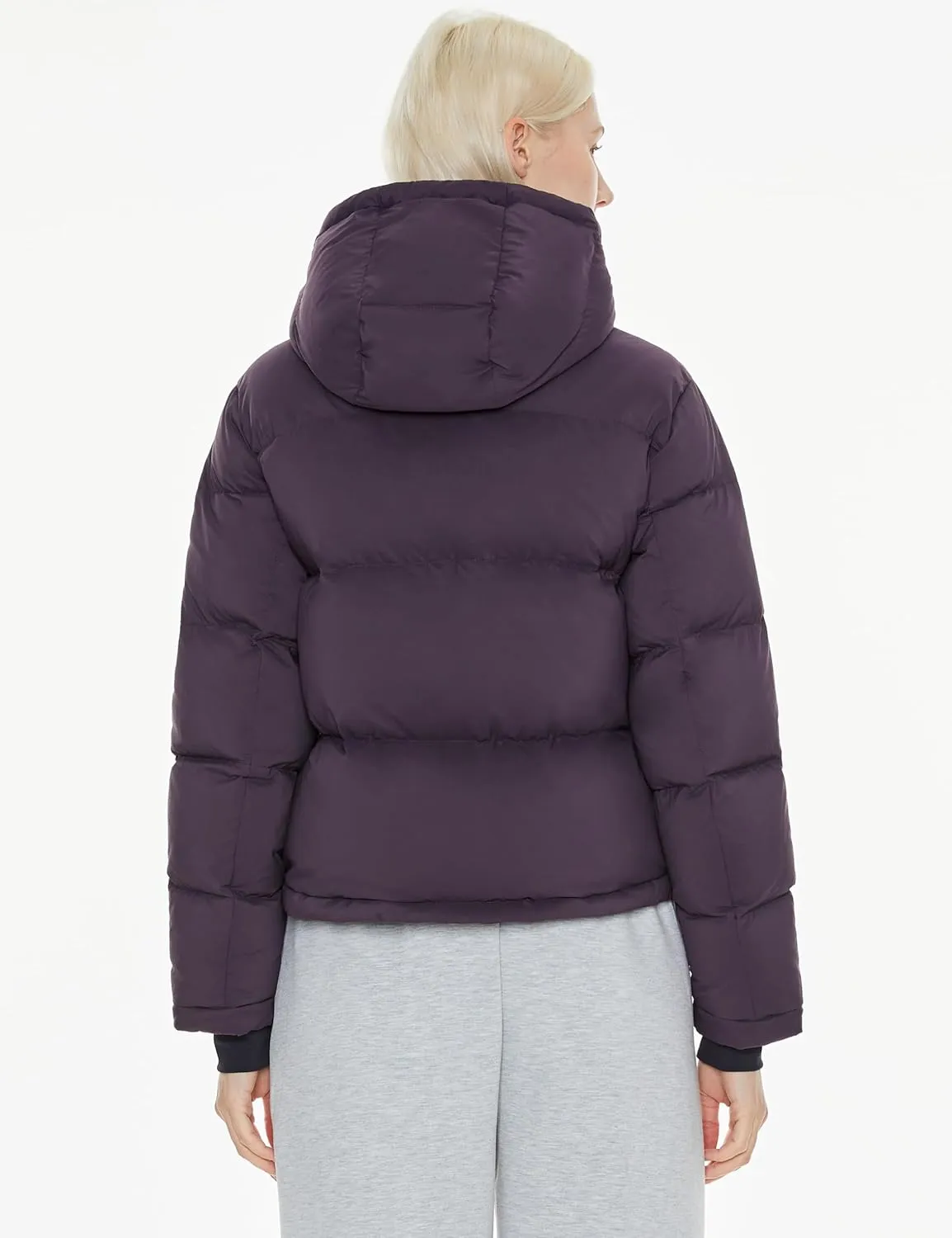 Orolay Women's Cropped Puffer Jacket Short Down Coat Thickened Winter with Detachable Hood