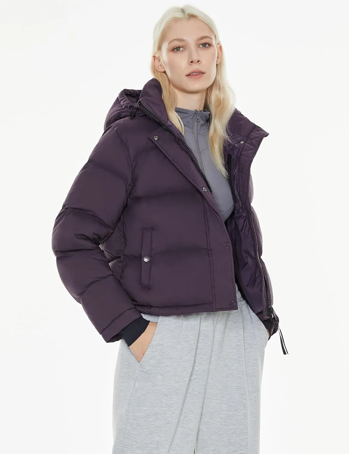 Orolay Women's Cropped Puffer Jacket Short Down Coat Thickened Winter with Detachable Hood