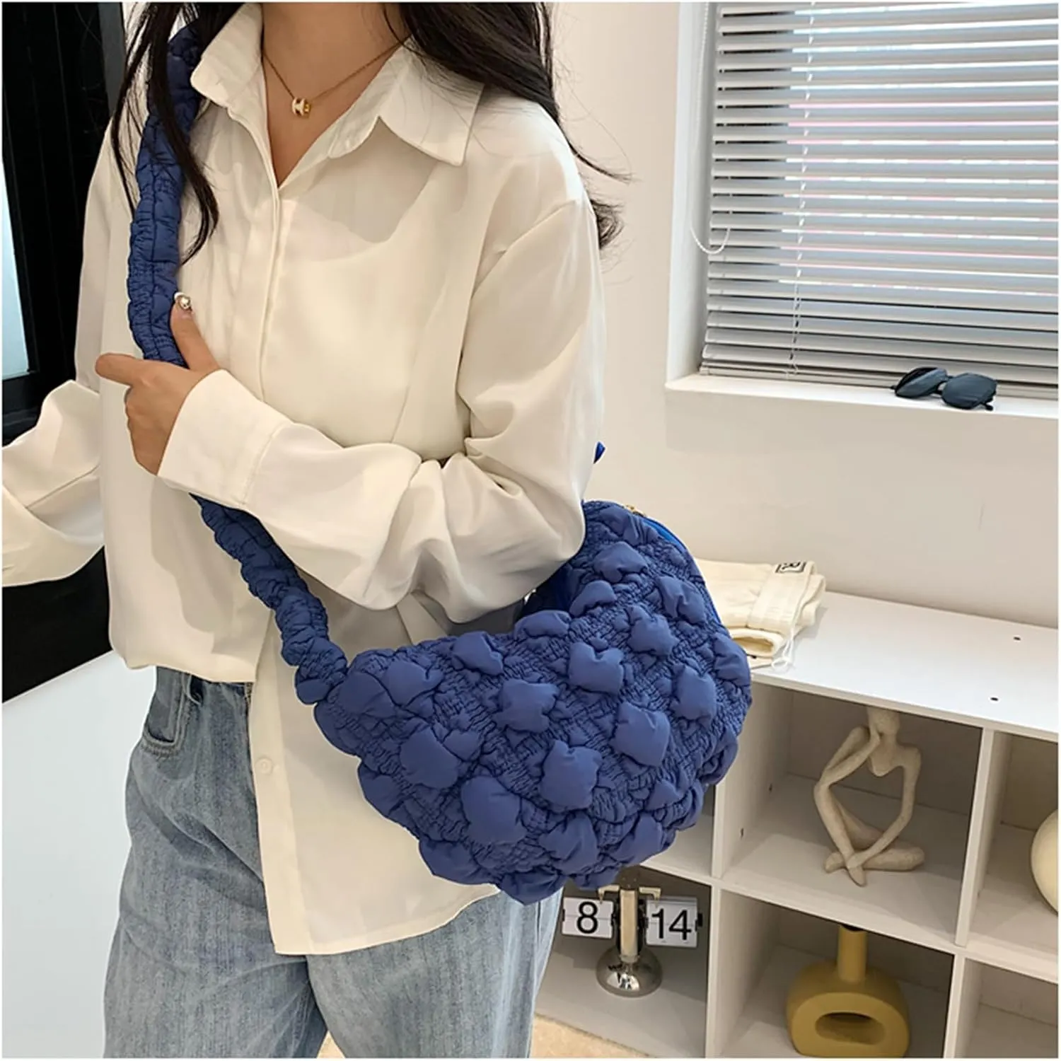 Quilted Small Bag,Adjustable Shoulder Strap Puffer Crescent Crossbody Bags Lightweight Hobo Handbag Puff Purse