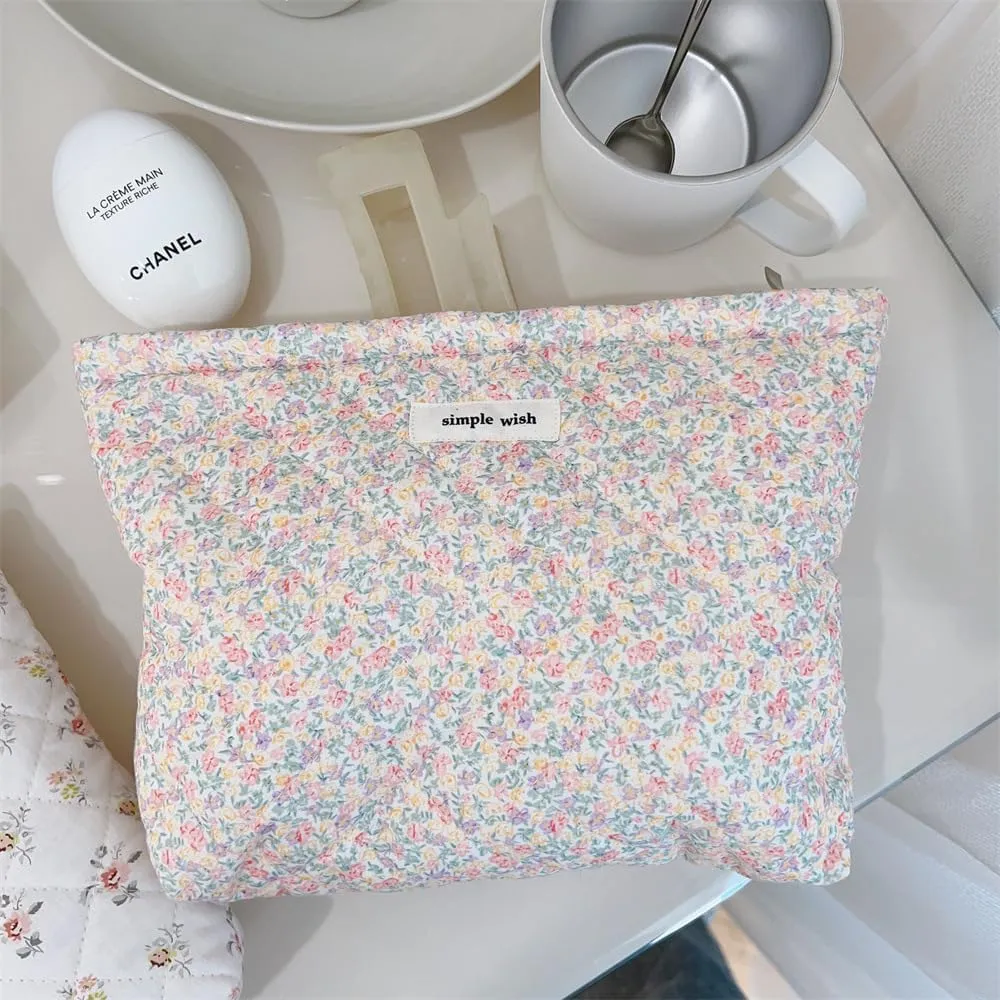 uekeboag 2Pcs Cute Quilted Cotton Makeup Bag, Coquette Quilted Aesthetic Cosmetic Zipper Pouch for Women and Girls,Kawaii Travel Toiletry Bag(07Purple and Pink)
