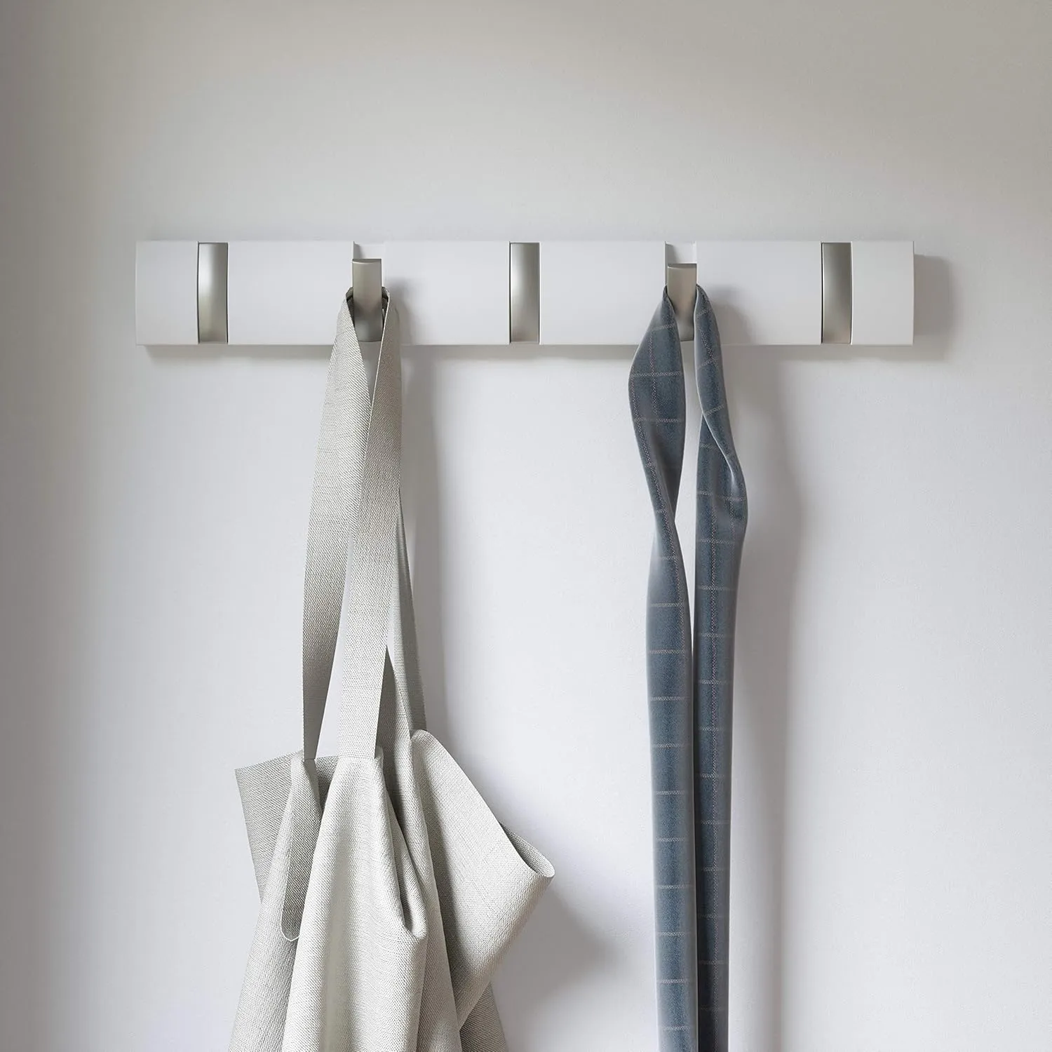 Umbra Flip Wall-Mounted Coat Rack Rail Hook for Hats, Jackets, Bags and More – Modern, Space-Saving Storage Organizer for Entryway, Mudroom, Closet, Bathroom, Bedroom, Kids Room, or Nursery, 5 Hooks,