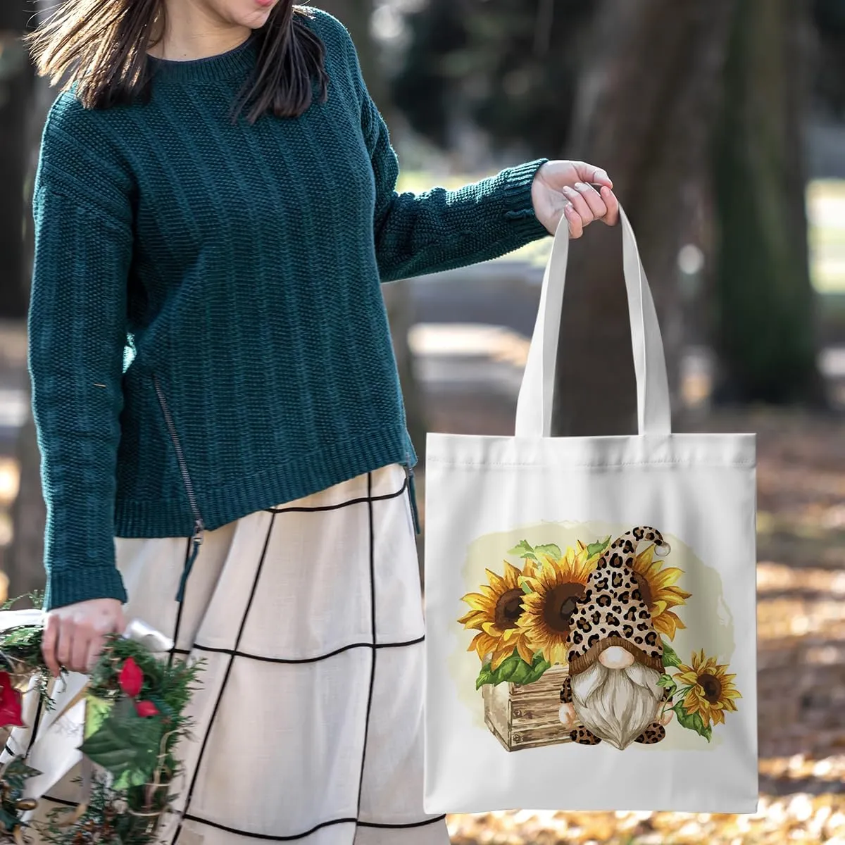 ZHAMEN Gnomes Gifts for Women - Funny Thanksgiving Pumpkin Christmas Halloween Sunflower Tote Bag