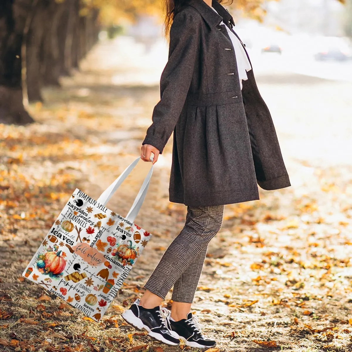 ZHAMEN Gnomes Gifts for Women - Funny Thanksgiving Pumpkin Christmas Halloween Sunflower Tote Bag